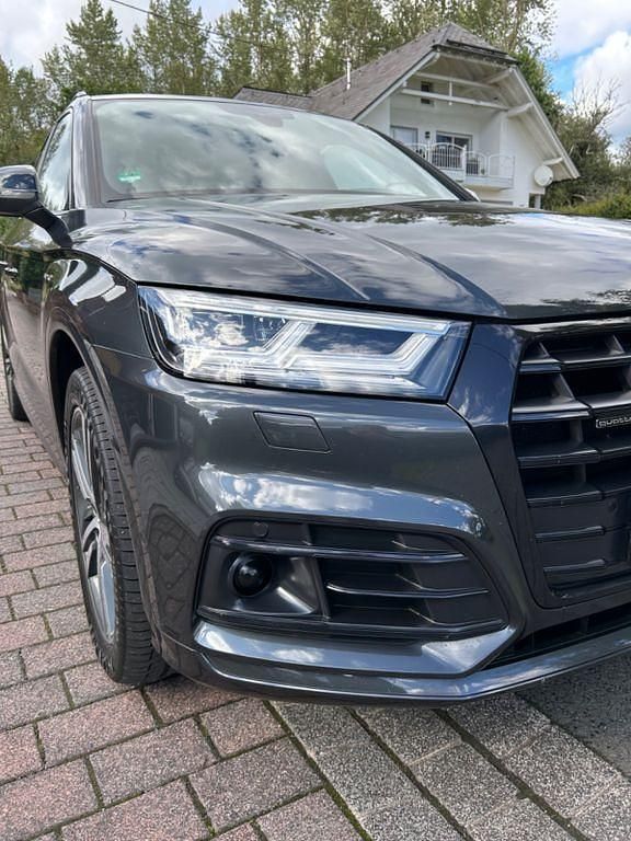 Gebraucht Audi Q5 Ambiente 190 PS (139 kW) 2020 Grau SUV