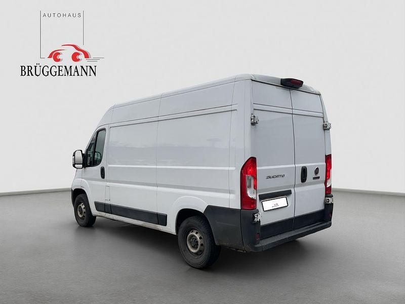 Gebraucht Fiat Ducato 140 PS (102 kW) 2023 Colore esterno (weiss (pastell Van