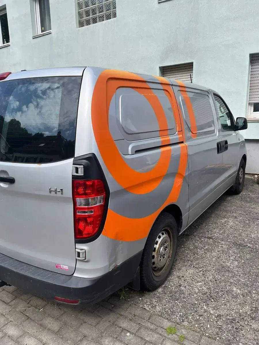 Gebraucht Hyundai H-1 170 PS (125 kW) 2010 Violet Van / Kleinbus