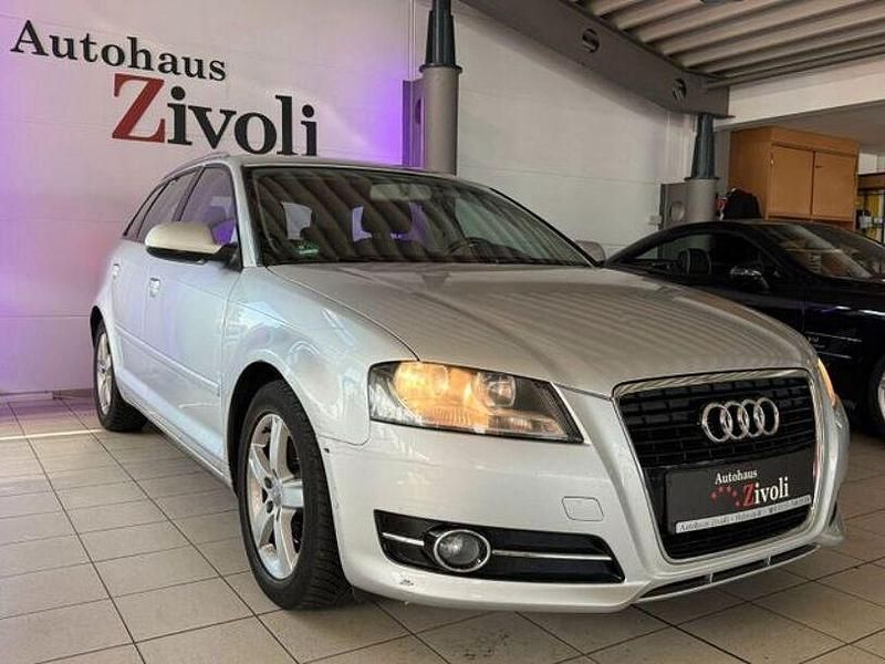 Usata Audi A3 Ambition 105 CV (77 kW) 2012 Argento Utilitaria