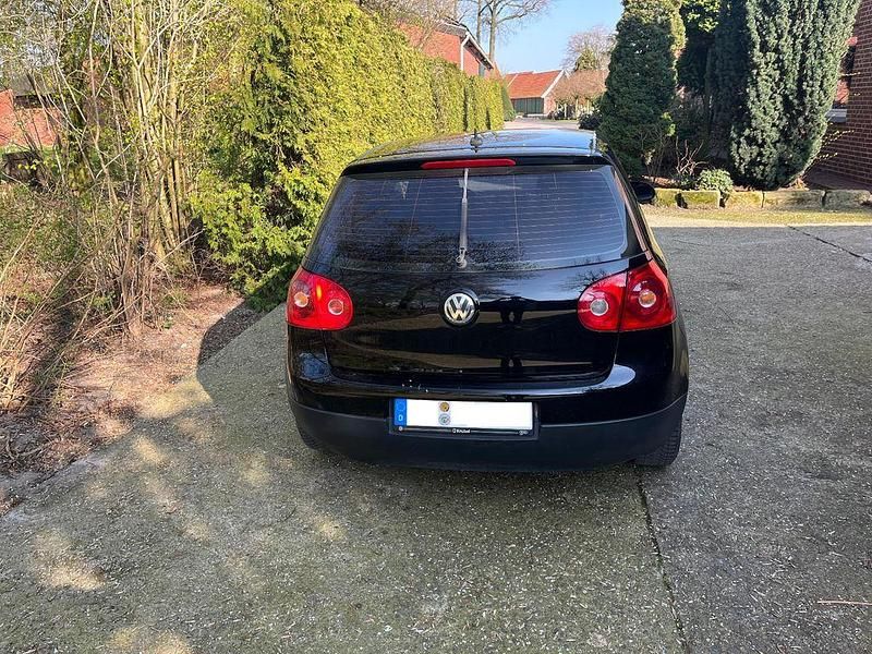 Gebraucht VW Golf IV Trendline 75 PS (55 kW) 2005 Schwarz Limousine