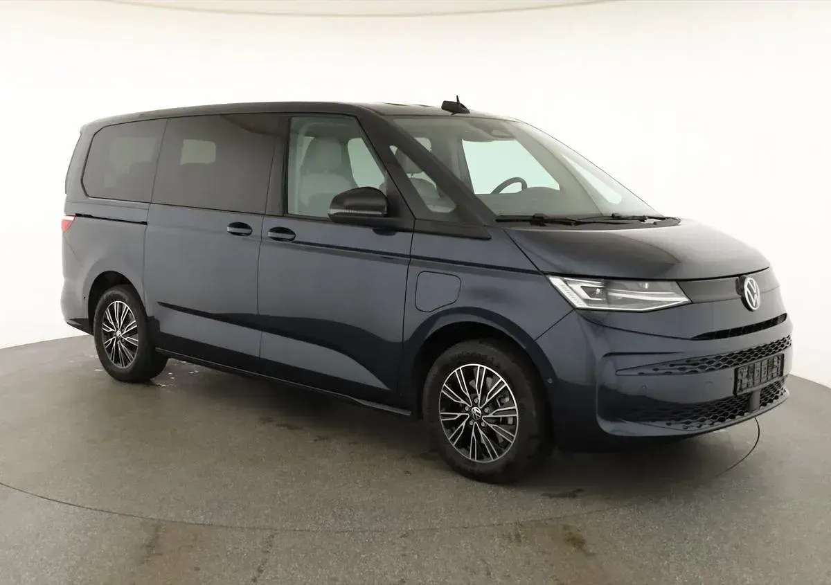 Neu VW Multivan Business 150 PS (110 kW) 2026 Starlightblue metallic Van / Kleinbus