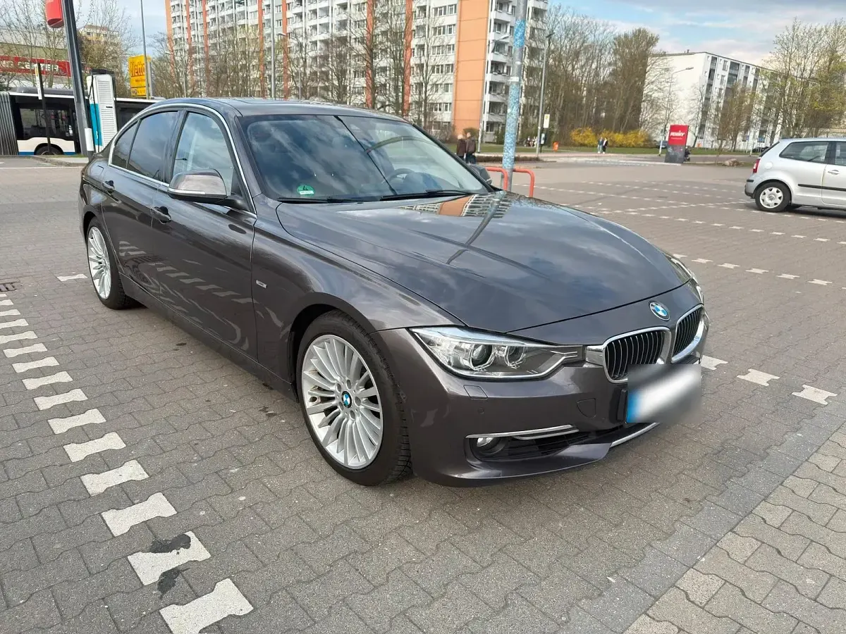 Gebraucht BMW 328 Luxury Line 245 PS (180 kW) 2011 Braun Limousine