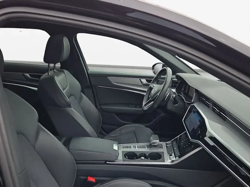 Gebraucht Audi A6 S-Line 367 PS (269 kW) 2022 Mythosschwarz metallic Kombi