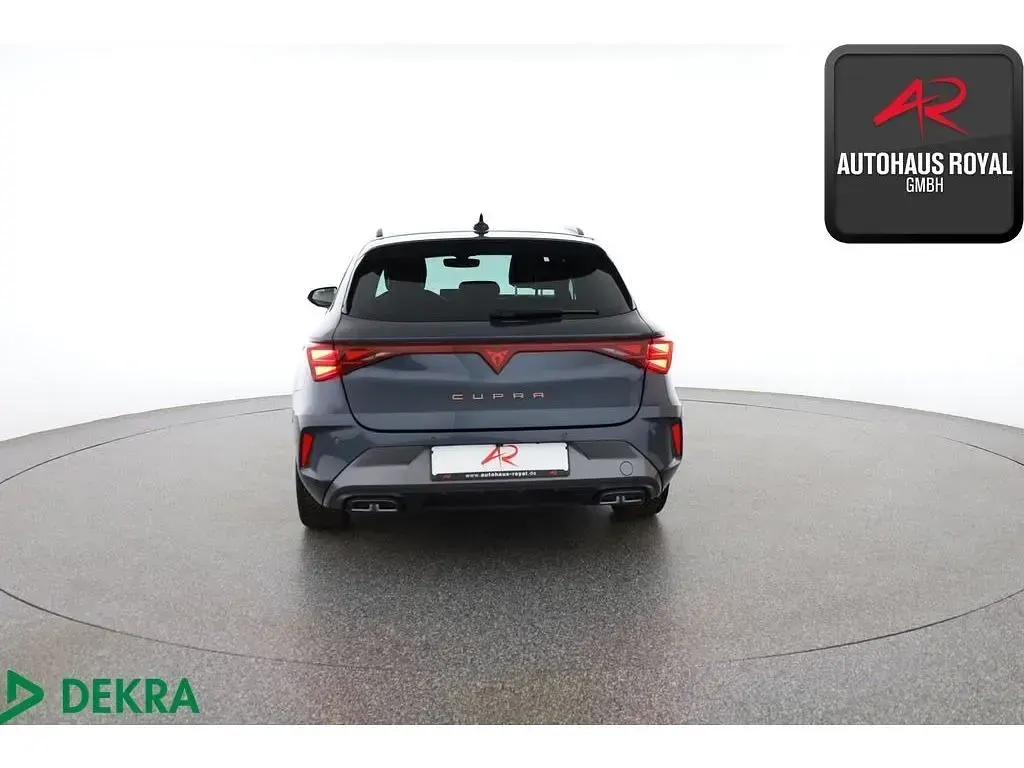 Gebraucht Cupra Leon 150 PS (110 kW) 2025 Grau (metallic) Kombi