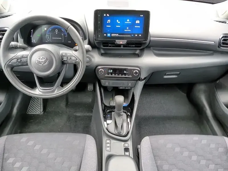 Neu Toyota Yaris 116 PS (85 kW) 2026 Blau Kleinwagen