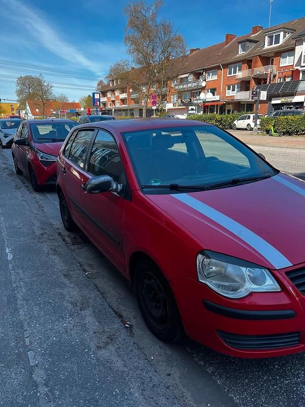 Gebraucht VW Polo 64 PS (47 kW) 2006 Rot Kleinwagen