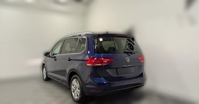 Gebraucht VW Touran Highline 150 PS (110 kW) 2023 Metallic Van / Kleinbus