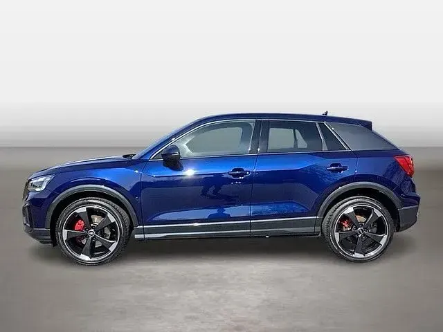 Gebraucht Audi Q2 Advanced 150 PS (110 kW) 2025 Navarrablau metallic SUV