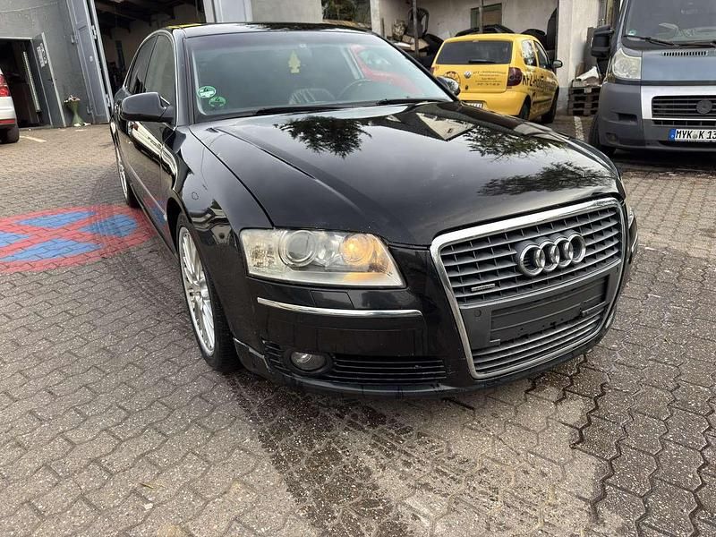 Second-hand Audi A8 232 CP (170 kW) 2008 Negru Berlinǎ