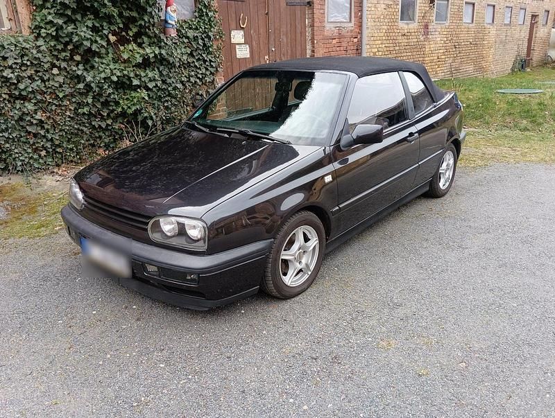 Gebraucht VW Golf Cabriolet 90 PS (66 kW) 1994 Schwarz Cabrio