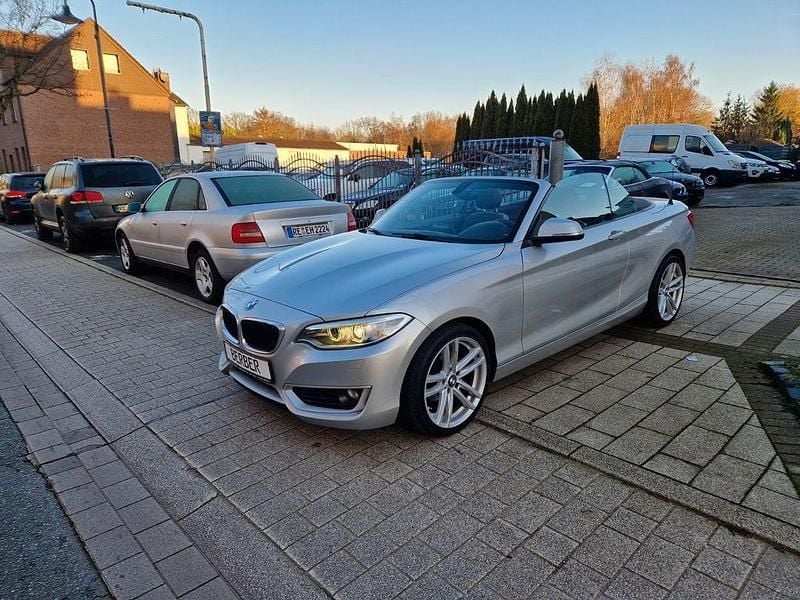 Gebraucht BMW 218 Advantage 136 PS (100 kW) 2016 Silber Cabrio