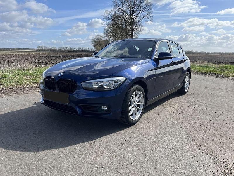 Gebraucht BMW 120 Advantage 184 PS (135 kW) 2018 Blau Kleinwagen