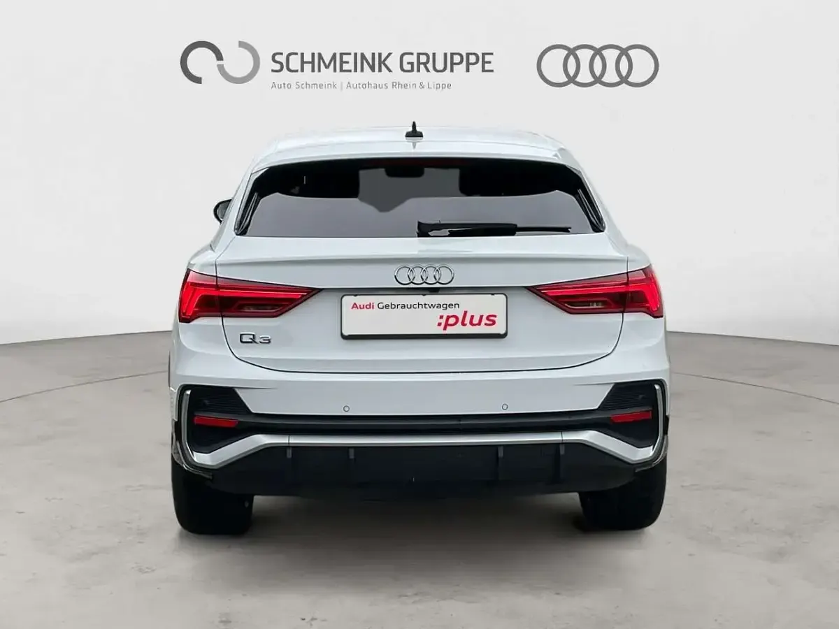Gebraucht Audi Q3 S-Line 245 PS (180 kW) 2022 Gletscherweiß metallic (metallic) SUV