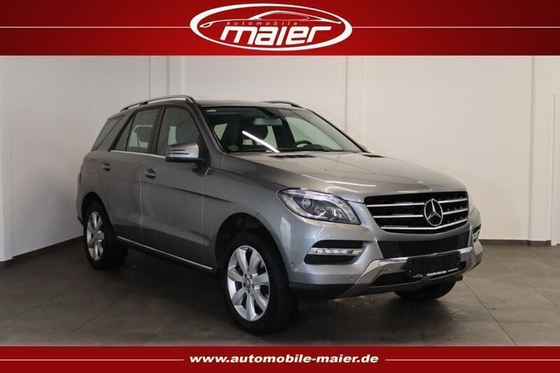 Silber Gebraucht 2012 Mercedes ML350 SUV | 22.900 € (Guter Preis) - Bild 1/4