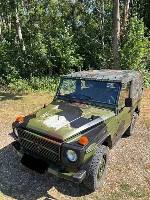 Gebraucht Mercedes G250 92 PS (67 kW) 1992 Schwarz SUV