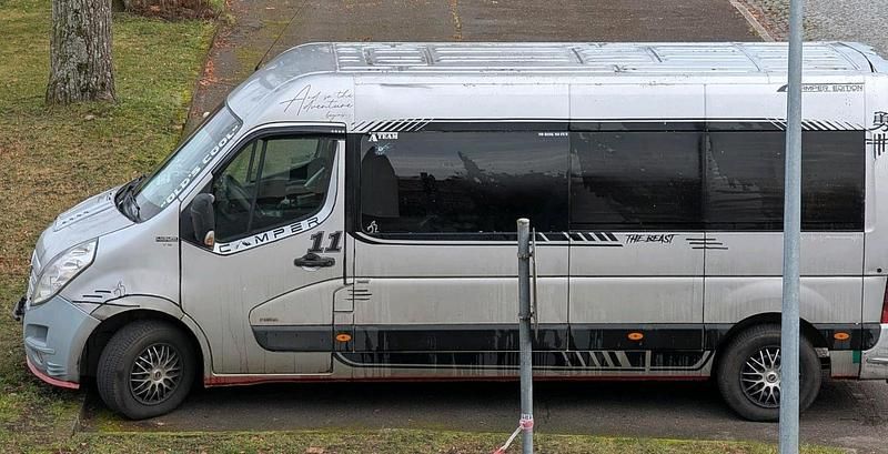 Gebraucht Opel Movano 145 PS (106 kW) 2011 Silber Van / Kleinbus