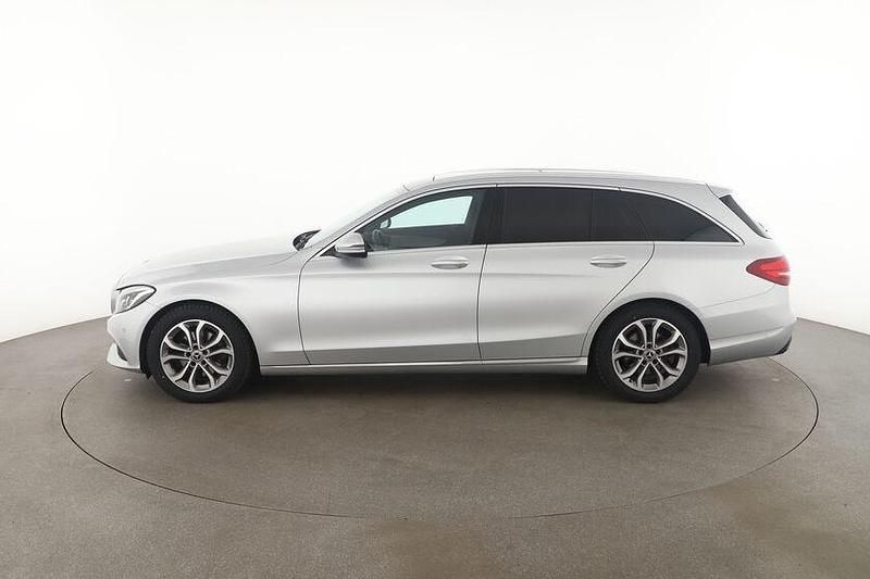 Second-hand Mercedes C220 Avantgarde 170 CP (125 kW) 2018 Argintiu Break