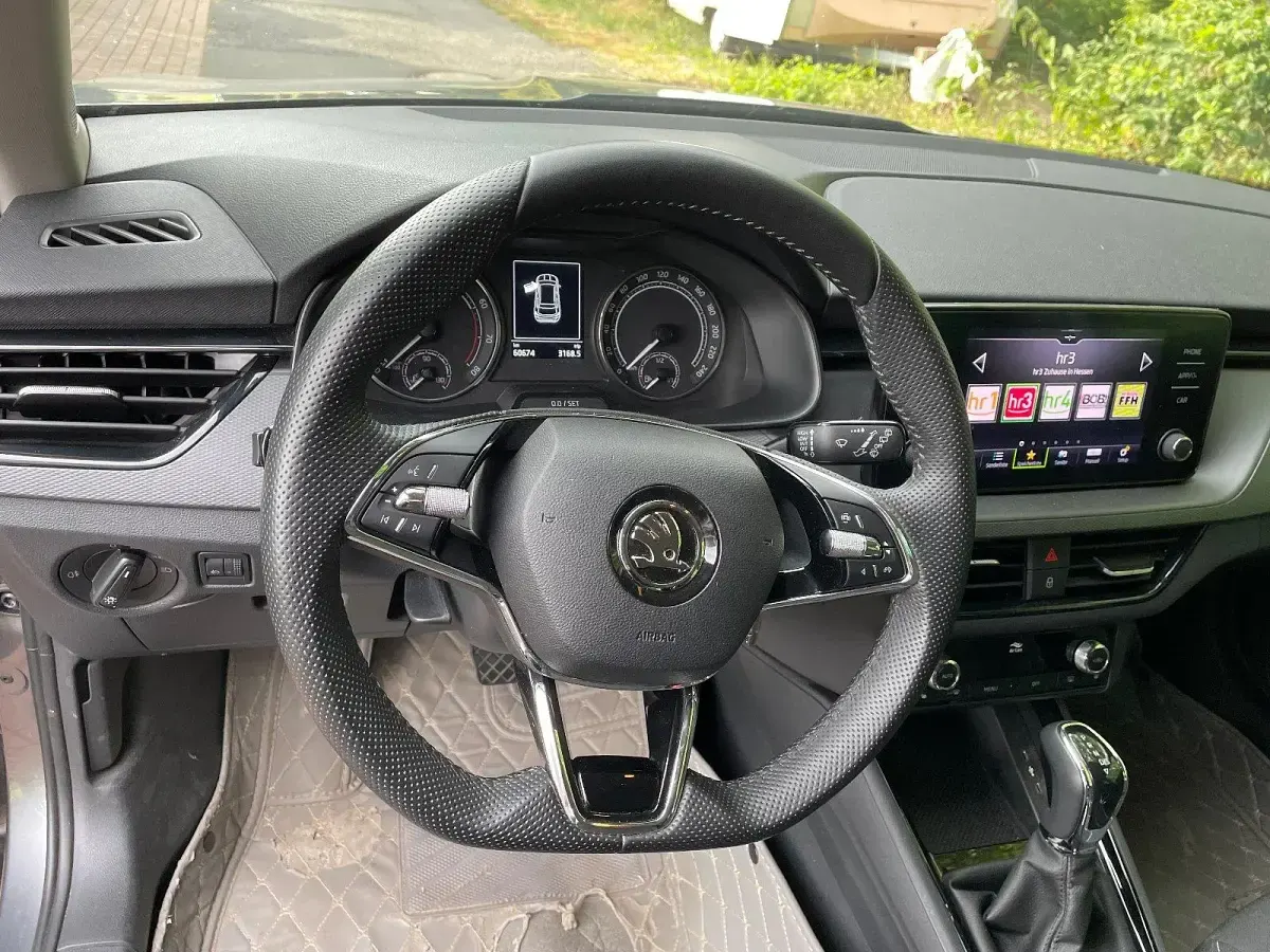 Gebraucht Skoda Kamiq 150 PS (110 kW) 2023 Grau SUV