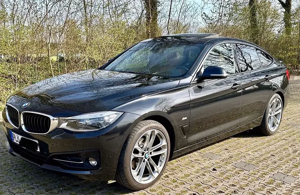Gebraucht BMW 320 Gran Turismo Shadowline 190 PS (139 kW) 2018 Schwarz Limousine