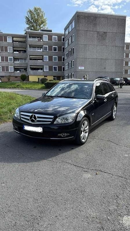Gebraucht 2011 Mercedes C200 Avantgarde Kombi | 7.500 € (Etwas zu teuer) - Bild 1/4