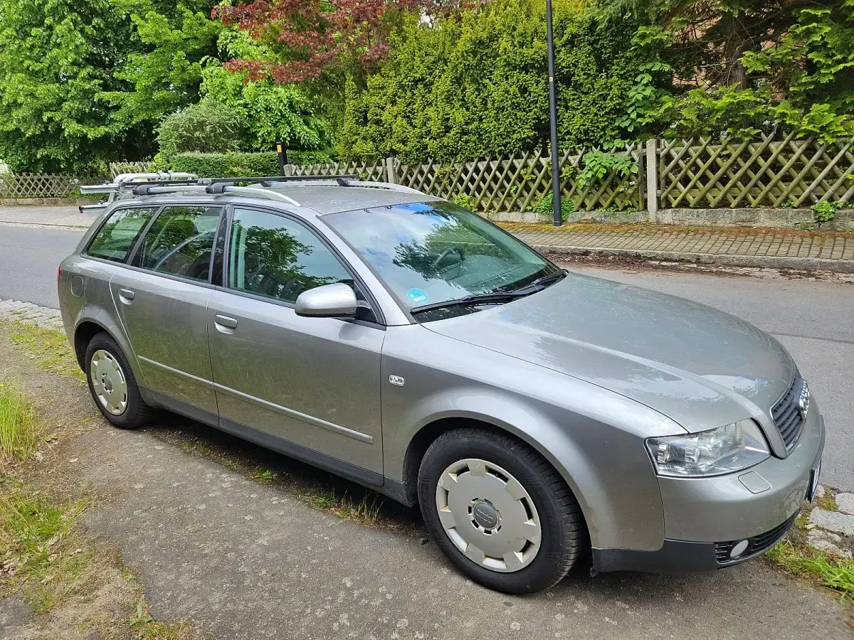 Gebraucht Audi A4 130 PS (95 kW) 2002 Silber Kombi