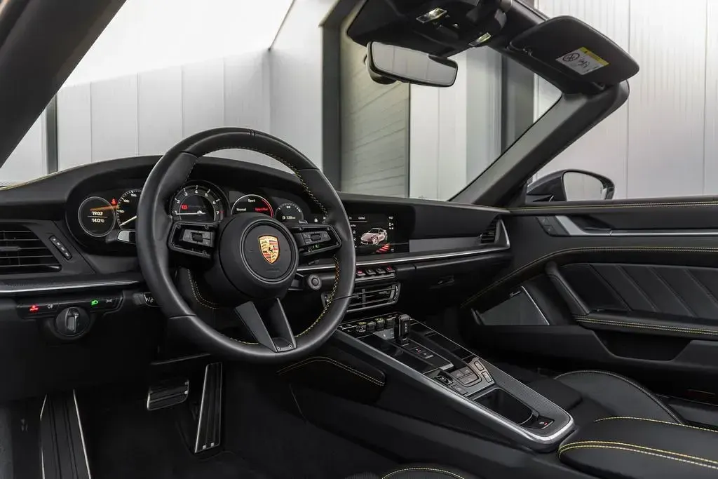 Gebraucht Porsche 992 650 PS (478 kW) 2022 Schwarz Cabrio