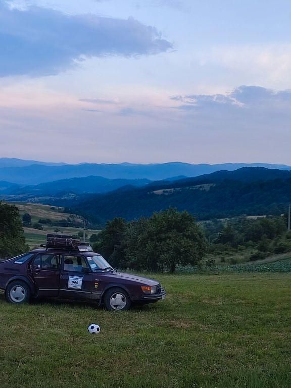 Braun Gebraucht 1988 Saab 900 Limousine | 3.700 € - Bild 1/4