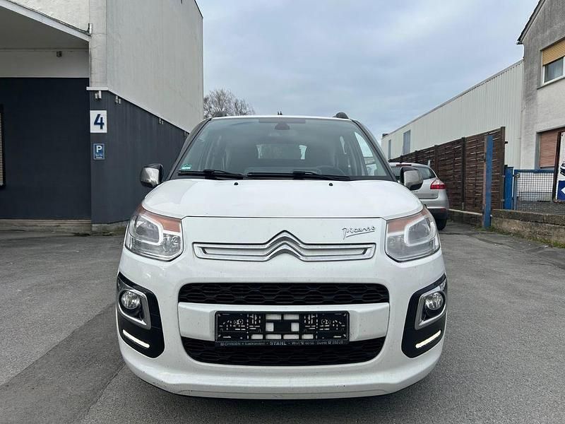 Weiß Gebraucht 2014 Citroën C3 Picasso Tendance Van / Kleinbus | 3.799 € (Fairer Preis) - Bild 1/4