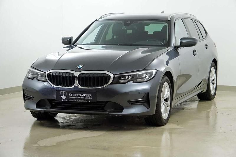 Gebraucht BMW 320 Advantage 190 PS (139 kW) 2020 Grau Kombi
