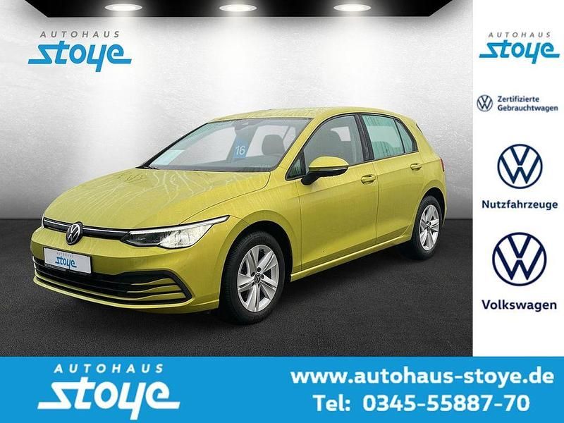 Gelb Gebraucht 2020 VW Golf VIII Life Limousine | 18.750 € (Guter Preis) - Bild 1/4