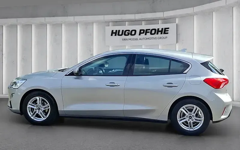 Gebraucht Ford Focus Cool & Connect 120 PS (88 kW) 2019 Silber Limousine