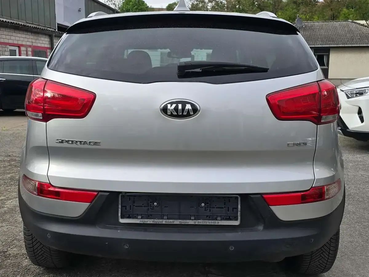 Gebraucht Kia Sportage Premium 184 PS (135 kW) 2015 (9s) kirunasilber met. SUV