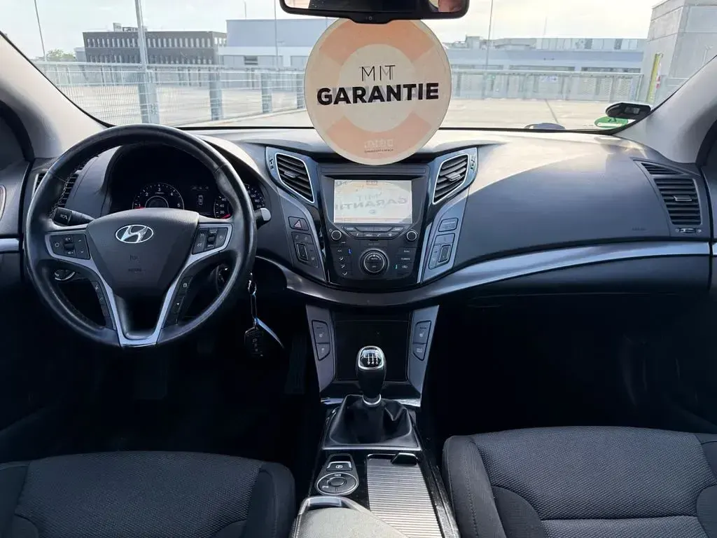 Gebraucht Hyundai i40 Trend 141 PS (103 kW) 2017 Blau Kombi