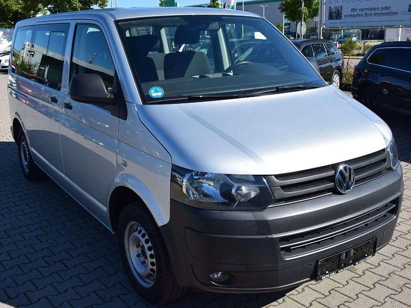 Gebraucht VW T5 Trendline 140 PS (102 kW) 2014 Grau Van