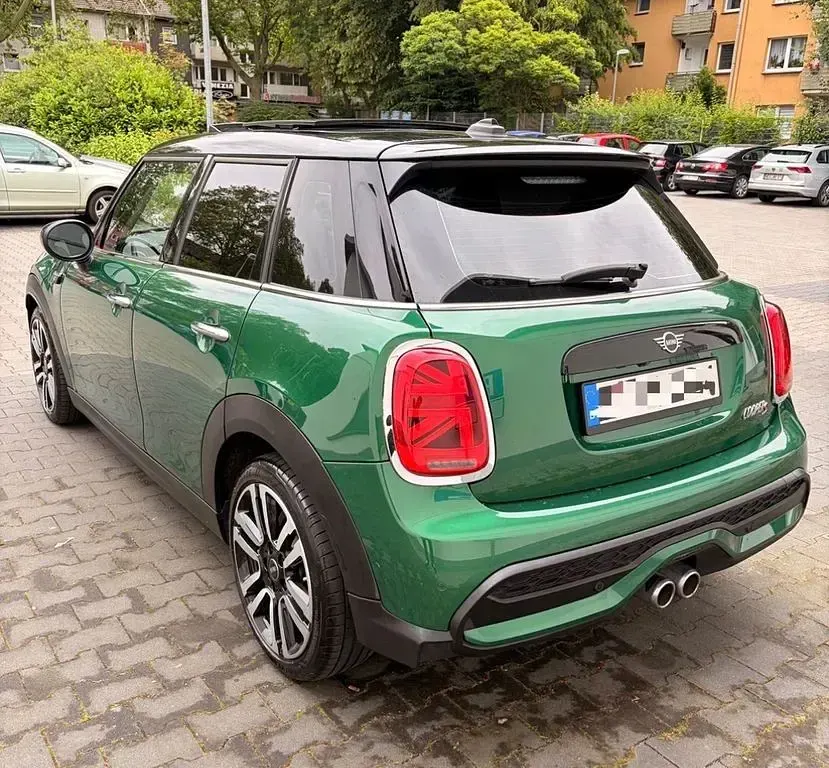 Gebraucht Mini Cooper S Classic 178 PS (130 kW) 2021 Grün Kleinwagen