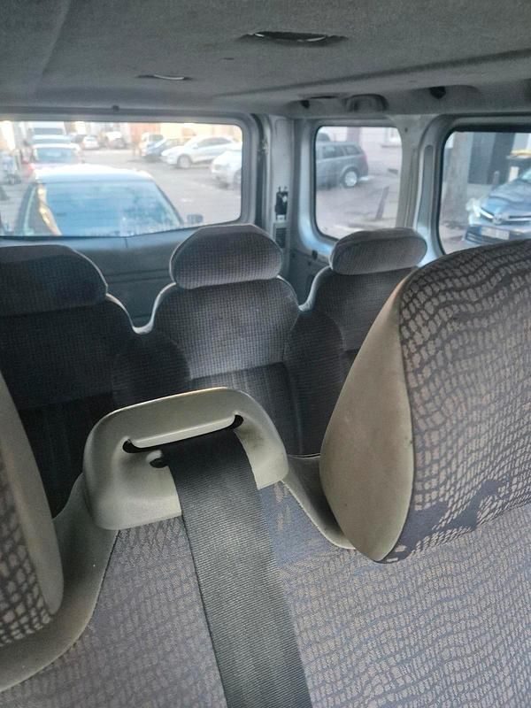 Gebraucht Renault Trafic 101 PS (74 kW) 2002 Van / Kleinbus