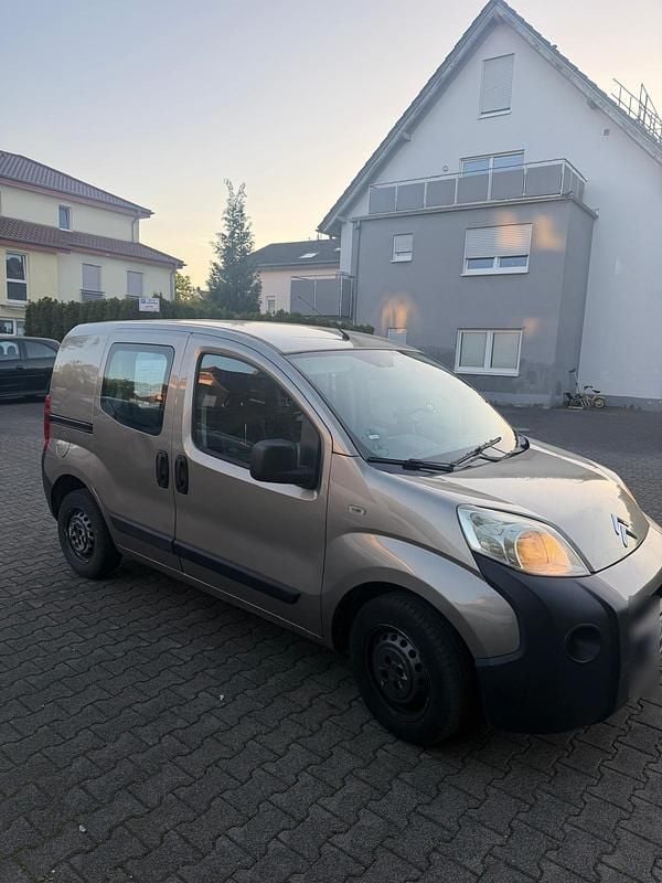 Second-hand Citroën Nemo 67 CP (49 kW) 2009 Andere farben Monovolum