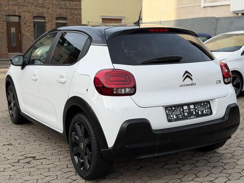 Second-hand Citroën C3 Feel 110 CP (80 kW) 2018 Alb Berlinǎ