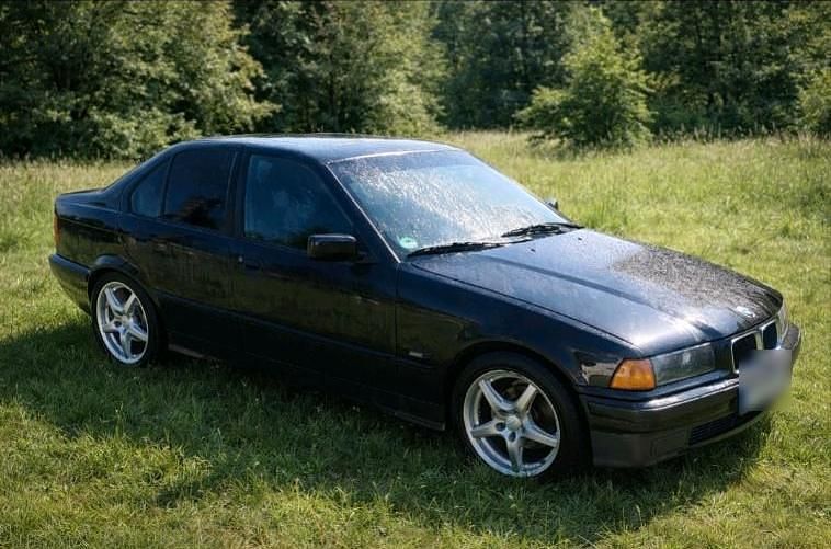 Gebraucht BMW 316 105 PS (77 kW) 1996 Schwarz Limousine