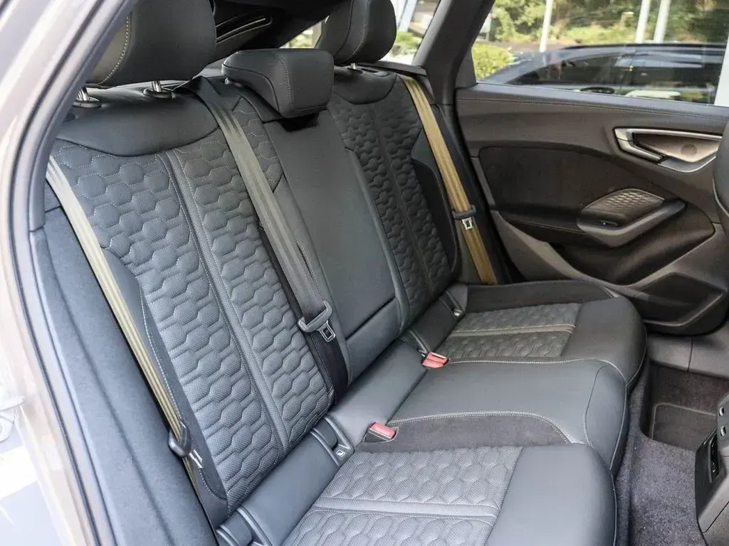 Gebraucht Audi RS5 Sport 639 PS (469 kW) 2026 Plateaugrau metallic Kombi