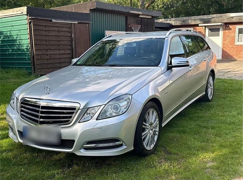 Gebraucht Mercedes E350 Avantgarde 265 PS (194 kW) 2011 Silber Kombi