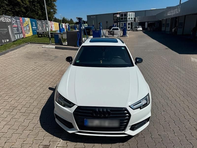 Weiß Gebraucht 2017 Audi A4 S-Line Kombi | 20.990 € (Teuer) - Bild 1/4