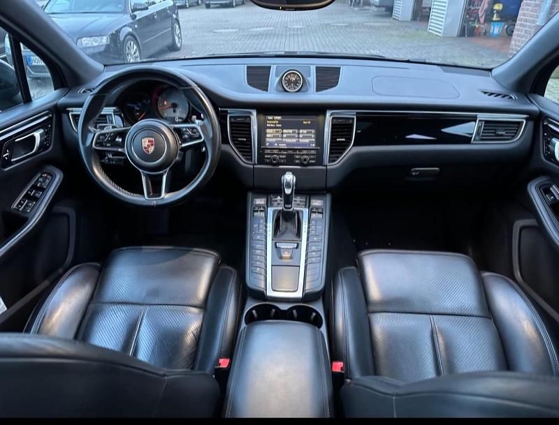 Gebraucht Porsche Macan S 258 PS (189 kW) 2015 Schwarz SUV