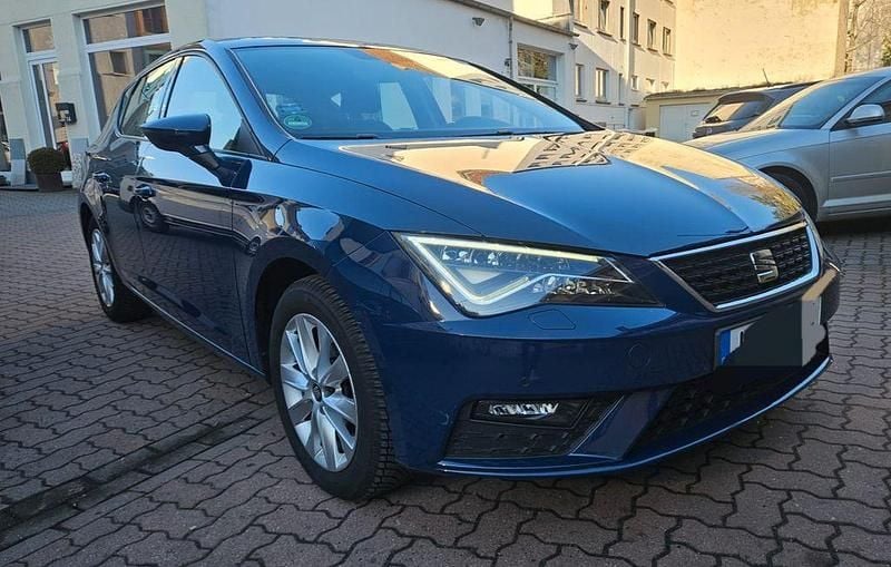 Gebraucht Seat Leon Style 110 PS (80 kW) 2018 Blau Limousine