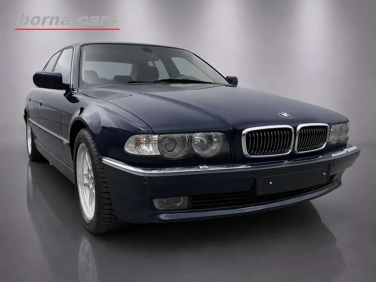 Gebraucht BMW 740 245 PS (180 kW) 2001 Blau Limousine