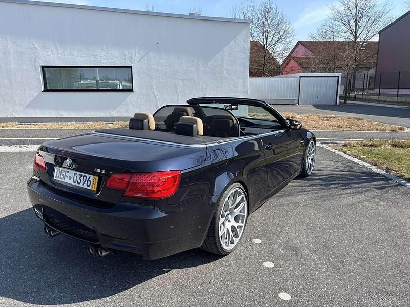 Gebraucht BMW M3 Cabriolet Performance 420 PS (308 kW) 2011 Schwarz Cabrio