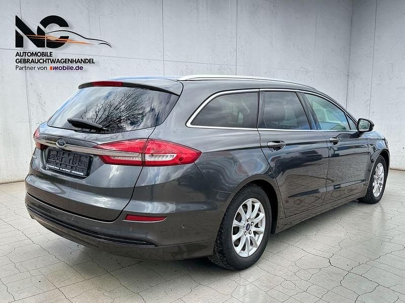 Gebraucht Ford Mondeo Titanium 165 PS (121 kW) 2018 Grau Kombi