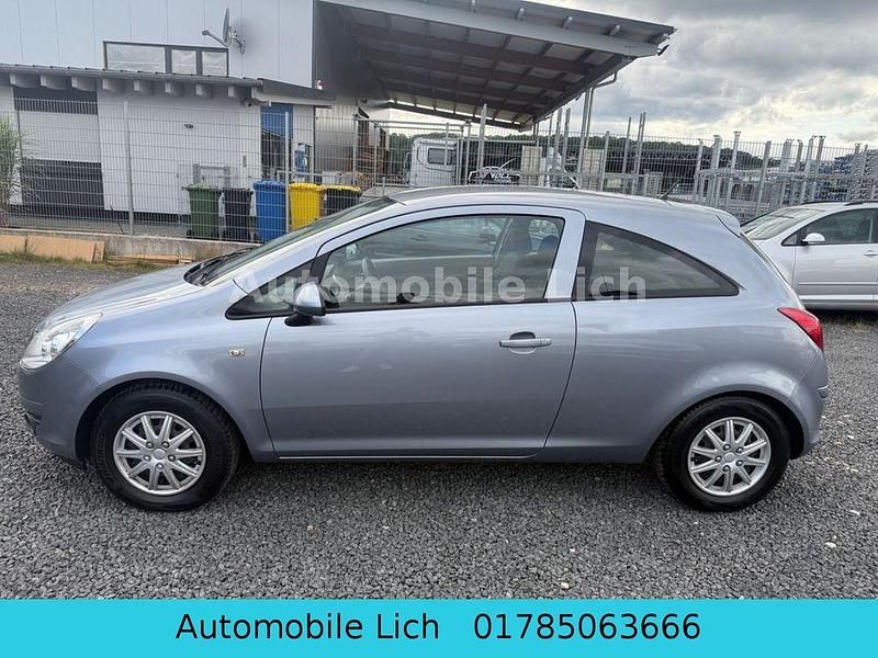 Gebraucht Opel Corsa Edition 80 PS (58 kW) 2009 Silber Kleinwagen