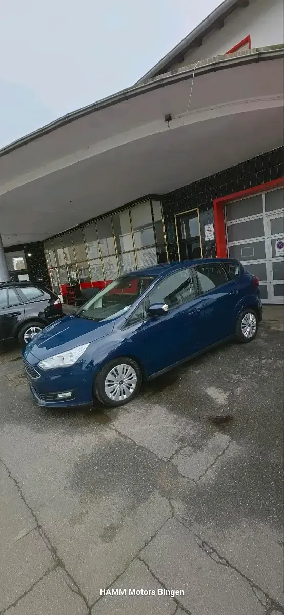 Gebraucht Ford C-MAX Trend 125 PS (91 kW) 2016 Blazerblau Van / Kleinbus
